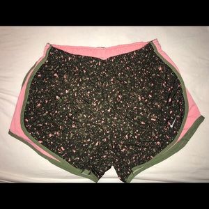 Nike Dri-Fit Size Large